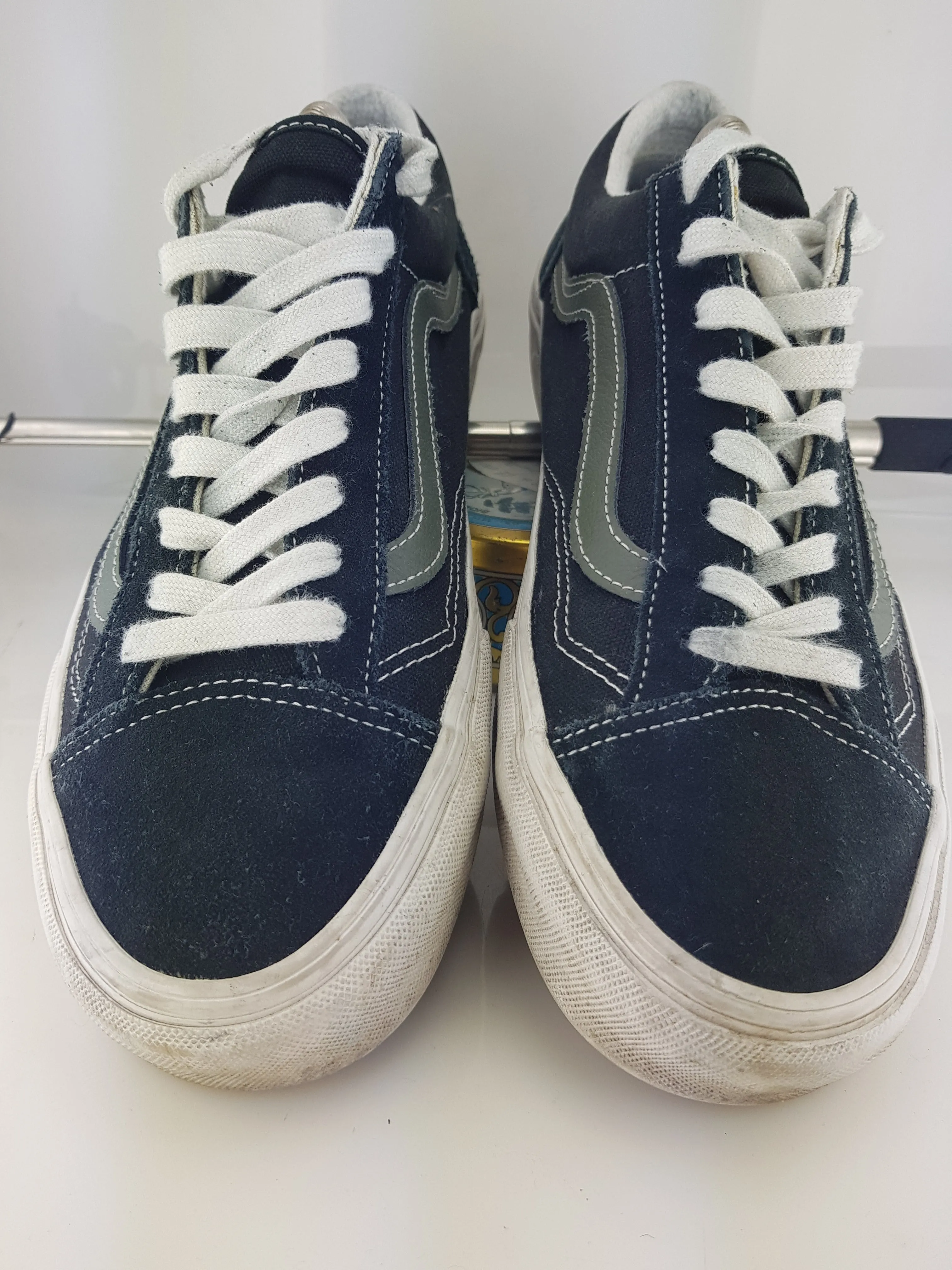 Canvas sneakers