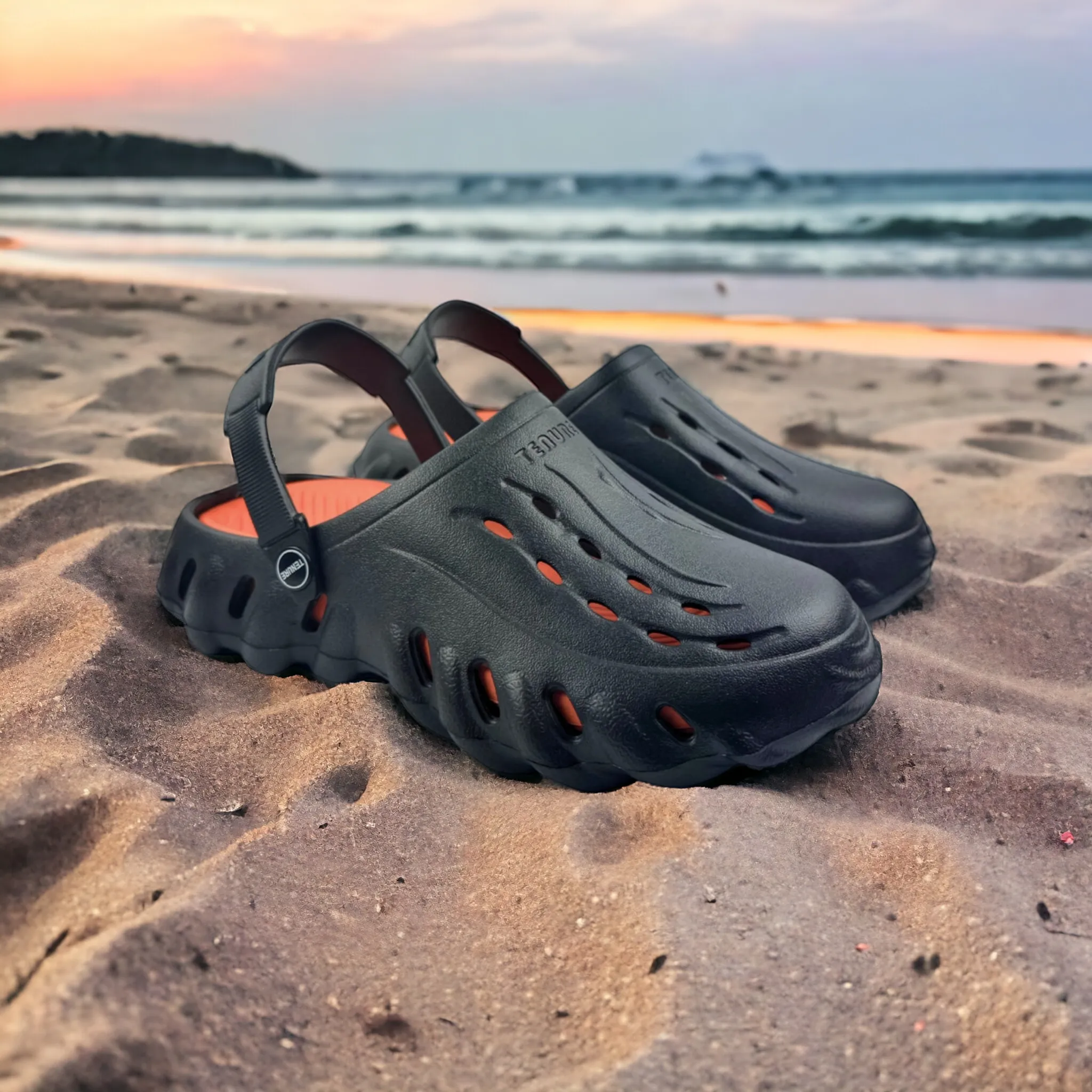 Chunky Breathable Echo Clogs