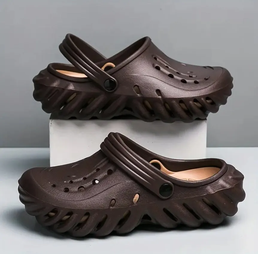 Chunky Breathable Echo Clogs