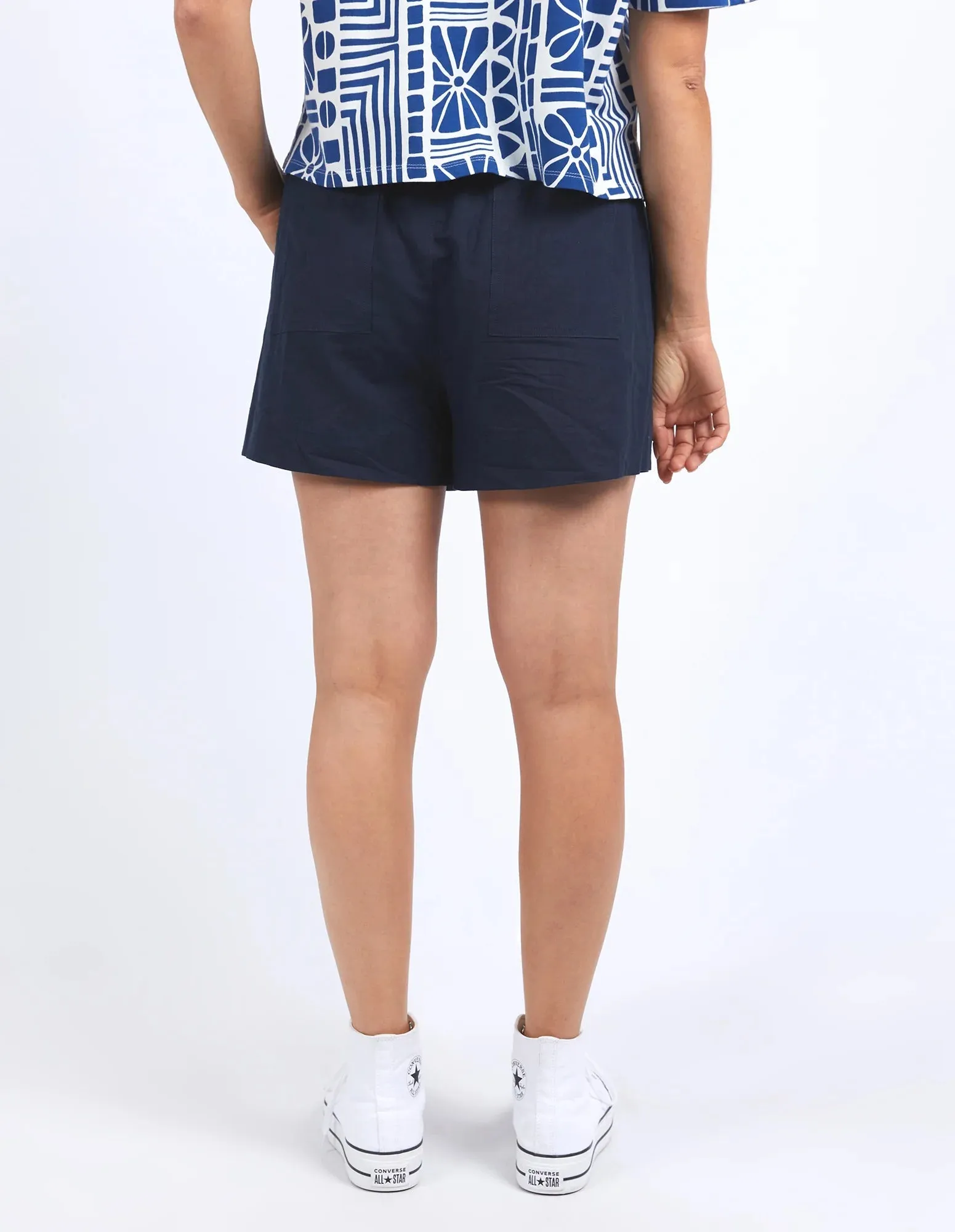 Elm Lifestyle II STEVIE Short - Navy