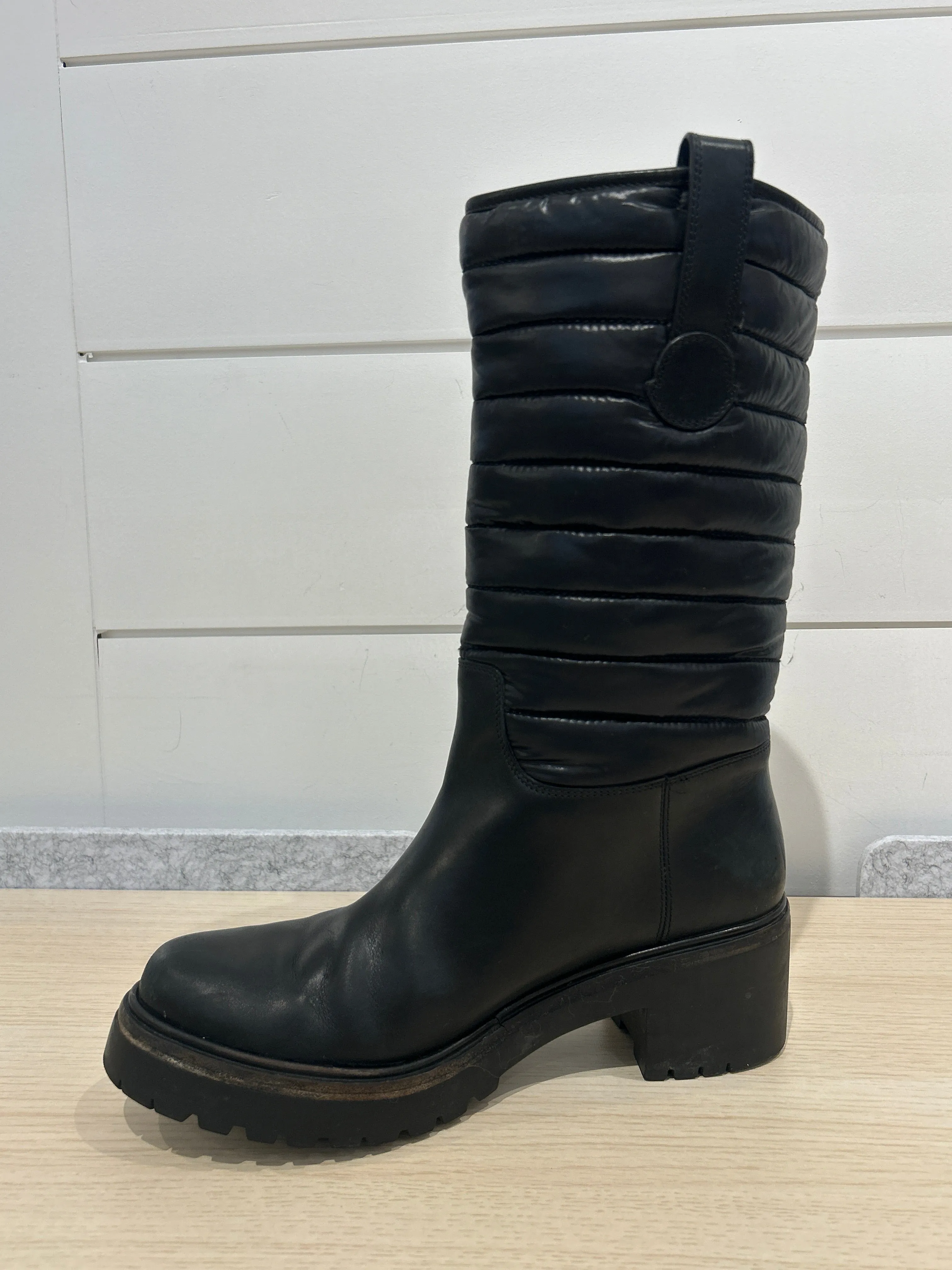 Moncler Black Quilted Puffer Boots (size 40)