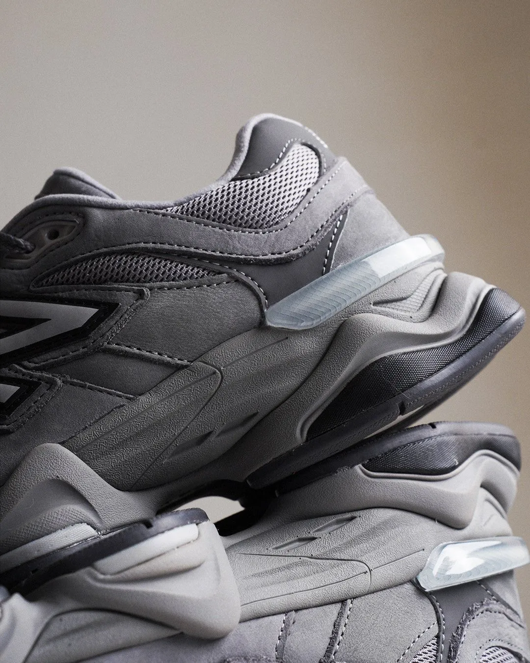 New Balance 9060 Shadow Grey Castlerock