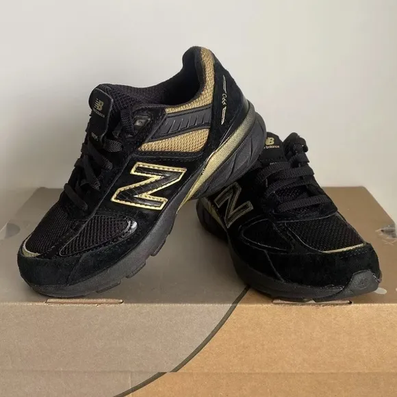 🔥New Balance 990 Suede Black/Gold Kids Sneakers - SZ 11 C