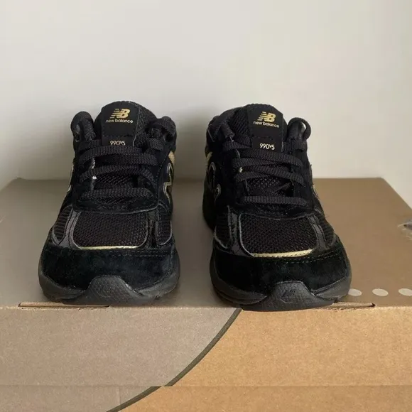 🔥New Balance 990 Suede Black/Gold Kids Sneakers - SZ 11 C