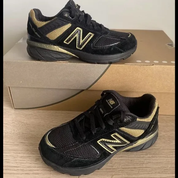 🔥New Balance 990 Suede Black/Gold Kids Sneakers - SZ 11 C
