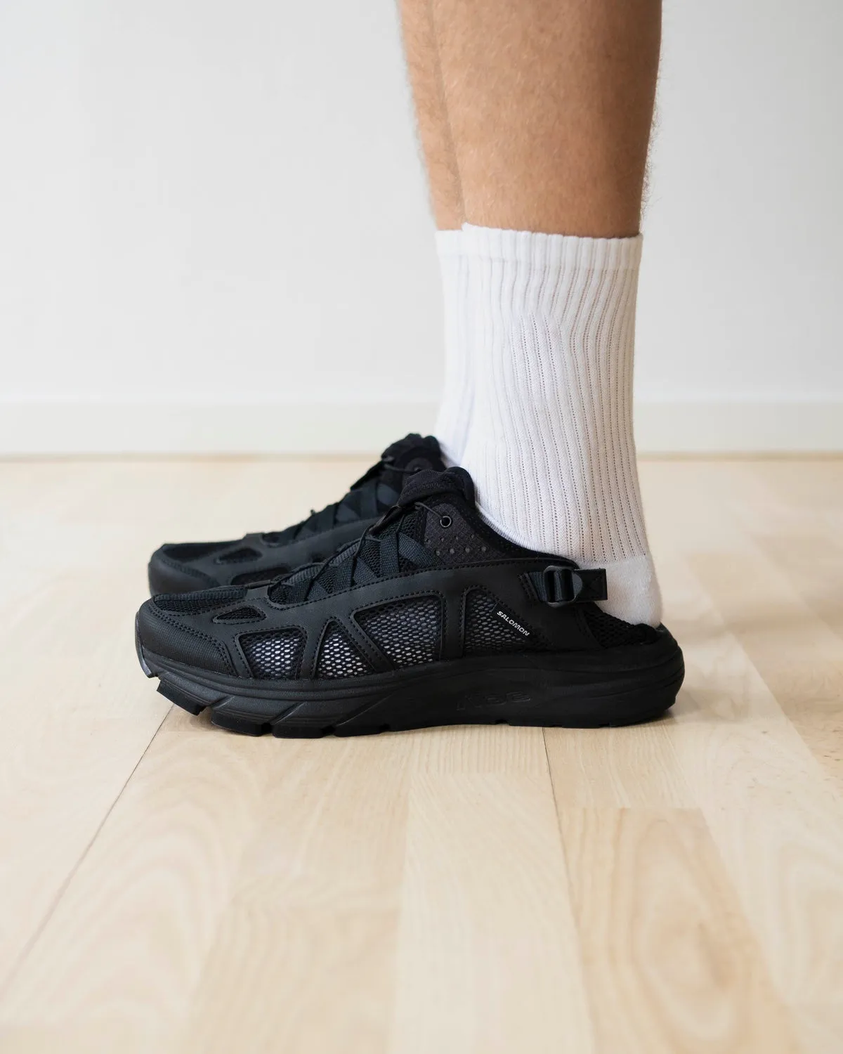 Techsonic - Black/Black/Vanilla Ice