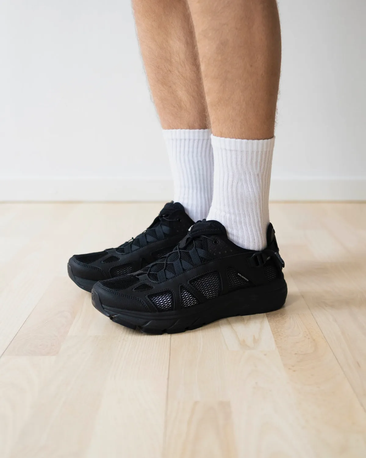 Techsonic - Black/Black/Vanilla Ice