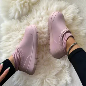 ThermaSole Soft Clogs – Comfortable and Cozy Footwear for Every Day