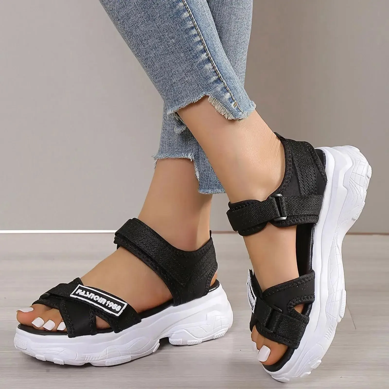 Women’s sporty sandals with hook and loop strap, striped design and ankle support